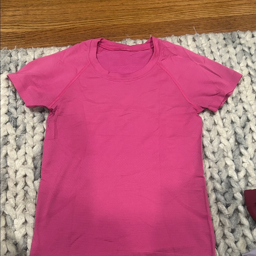 lululemon athletica Pink Short Sleeve Tee